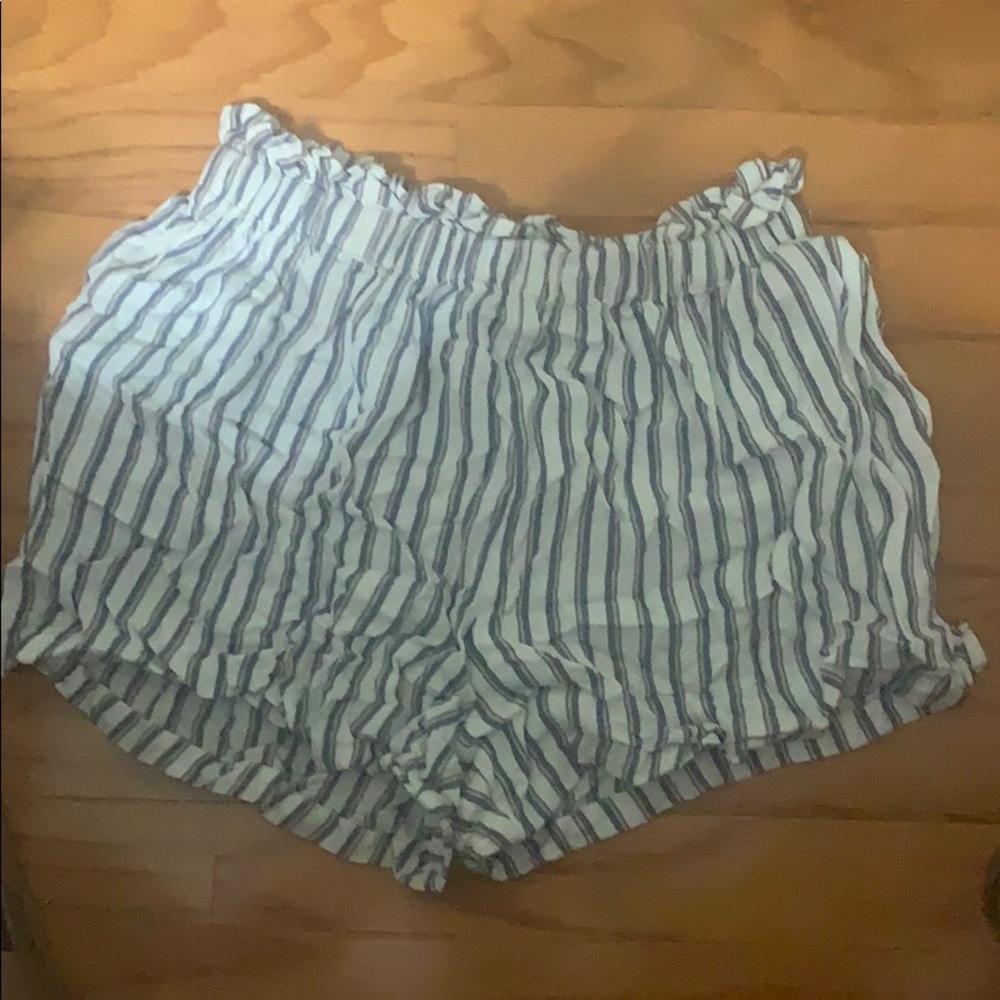 HOLLISTER SHORTS
